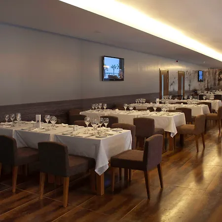 Algarve Marriott Salgados Golf & 5* אלבופיירה