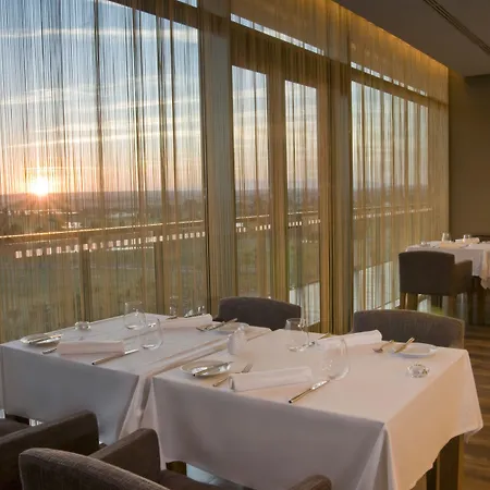 Algarve Marriott Salgados Golf & מלון